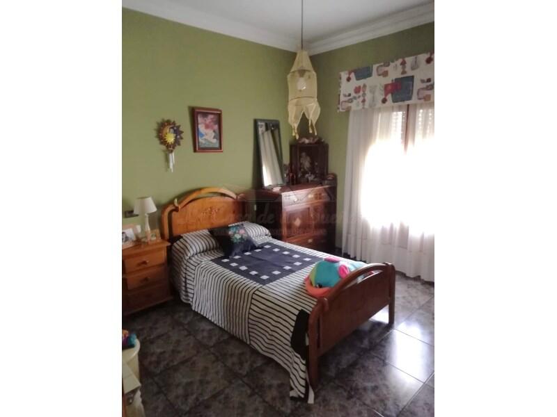 6 slaapkamer Gezinswoning Te koop