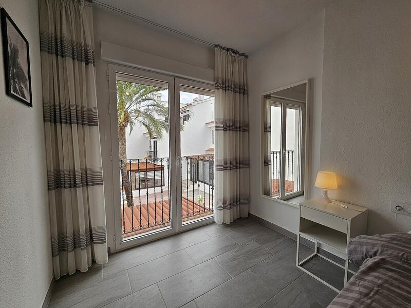 3 bedroom Townhouse for sale
