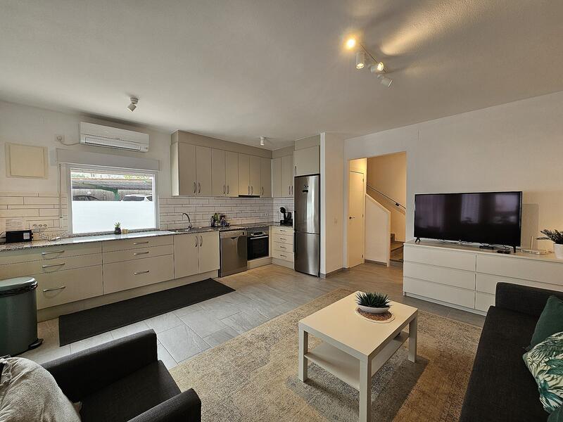 3 bedroom Townhouse for sale