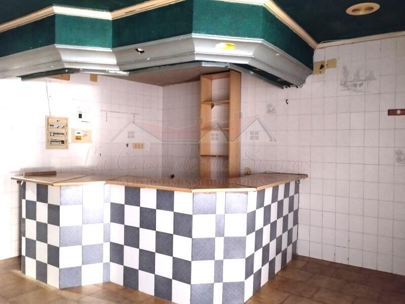 5 Schlafzimmer Landhaus zu verkaufen