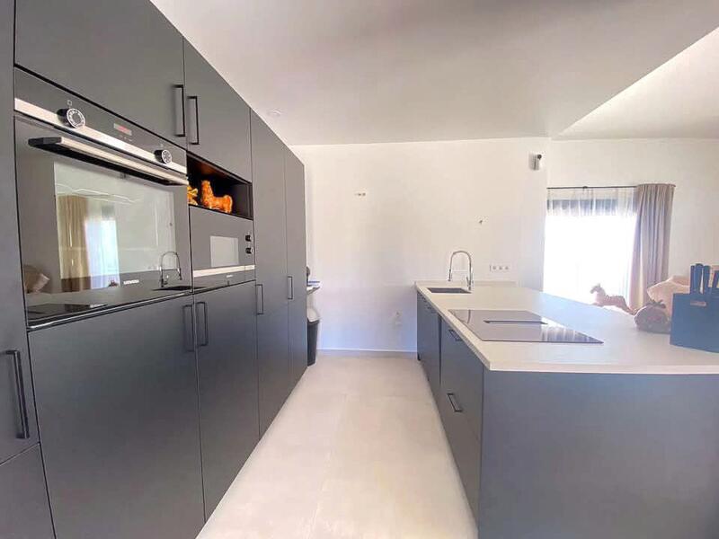 4 bedroom Villa for sale