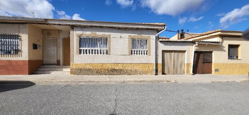 Townhouse for sale in Monóvar, Alicante