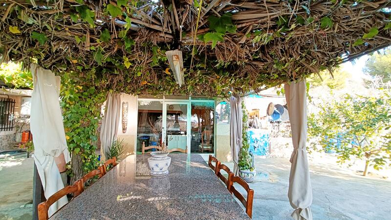4 bedroom Villa for sale
