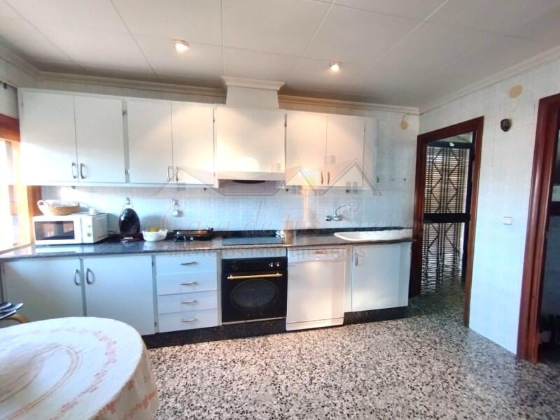 4 bedroom Villa for sale