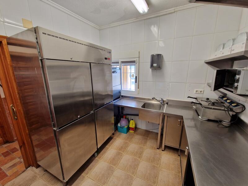 5 slaapkamer Commercieel vastgoed Te koop