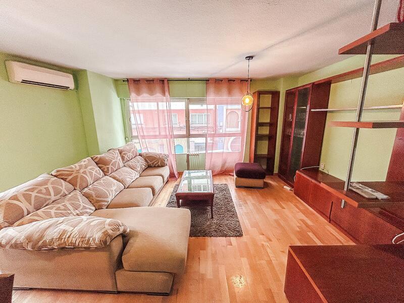 3 bedroom Apartment for sale