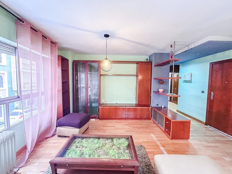 3 bedroom Apartment for sale