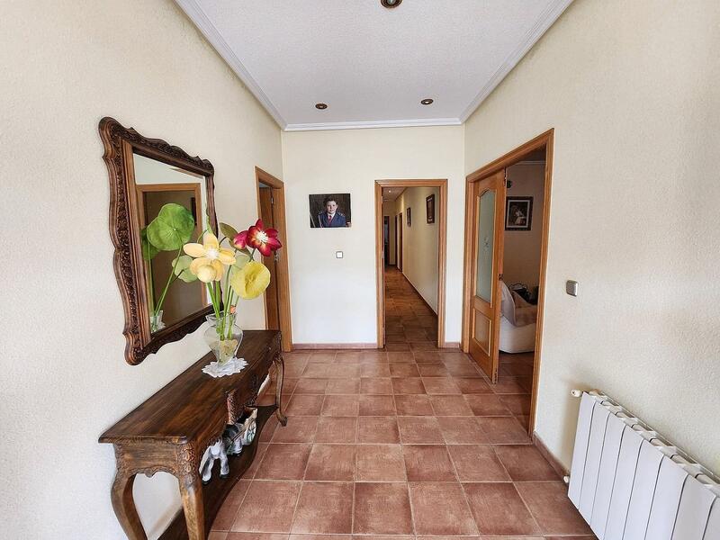 4 Schlafzimmer Villa zu verkaufen