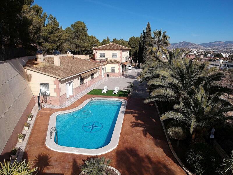 Villa zu verkaufen in Monóvar, Alicante