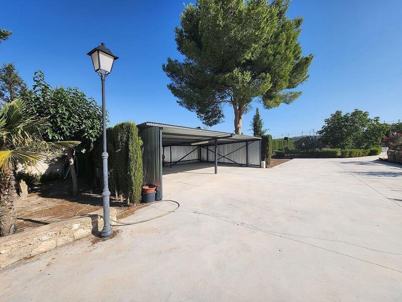 7 chambre Auberge à vendre