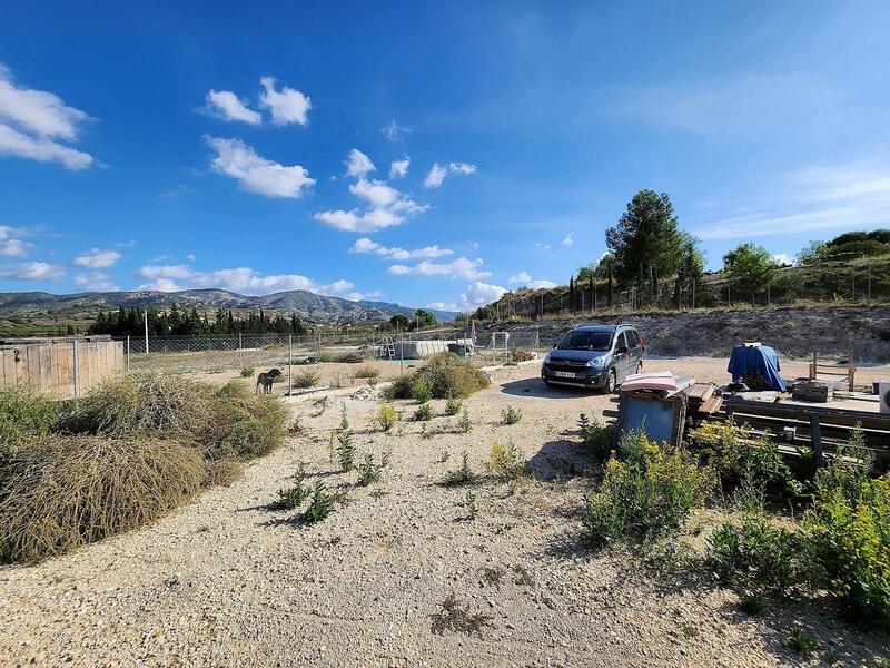 2 bedroom Land for sale