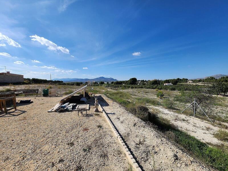 2 bedroom Land for sale