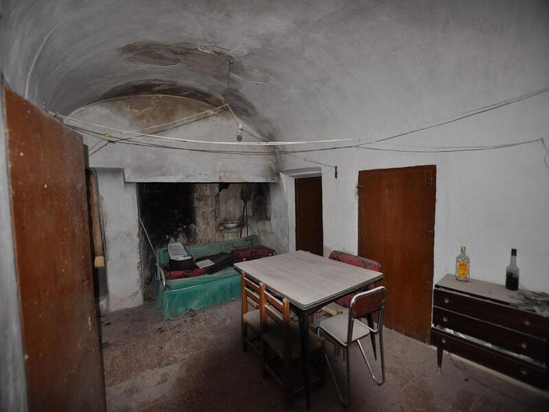 5 Cuarto Casa Cueva en venta