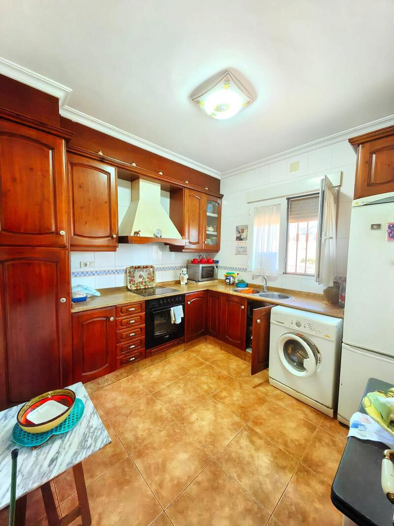 3 bedroom Country House for sale