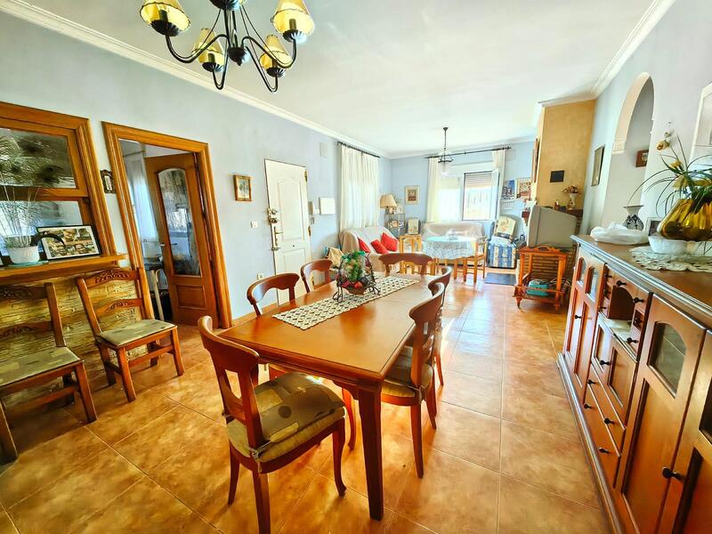 3 bedroom Country House for sale