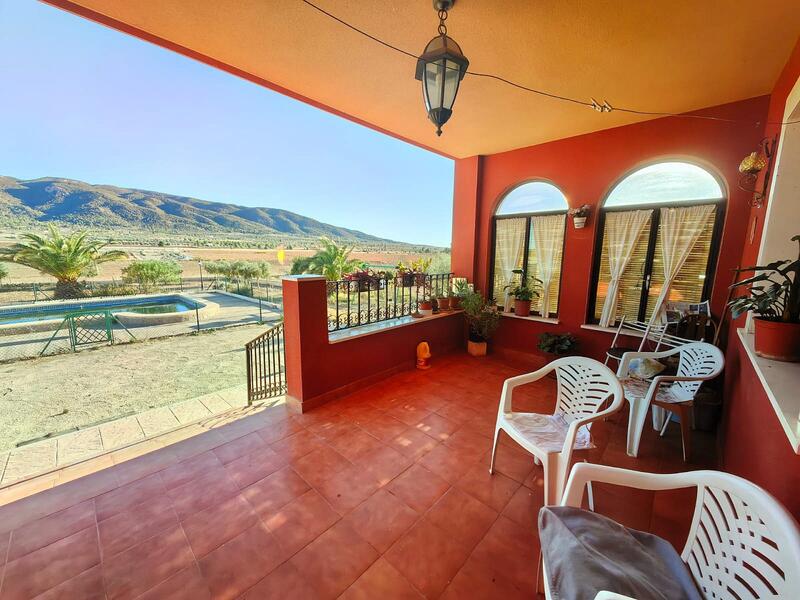 3 bedroom Country House for sale