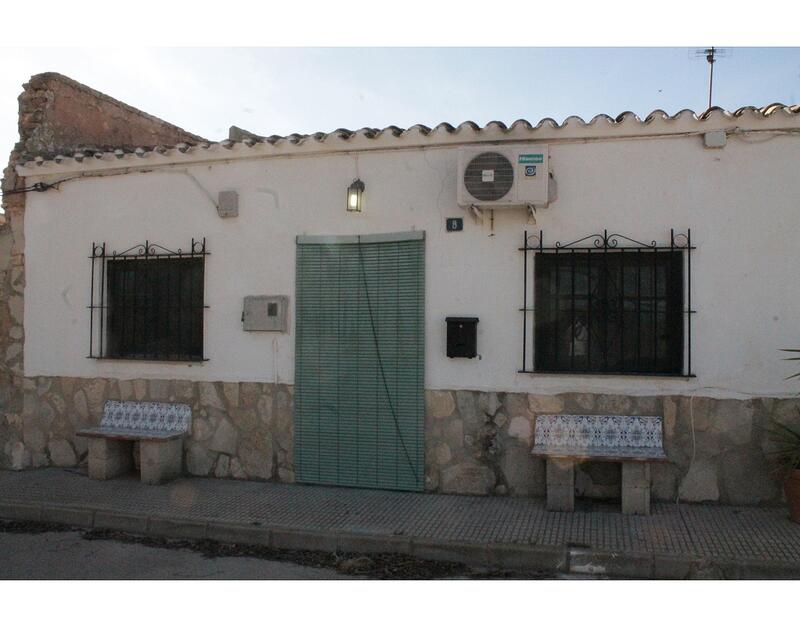 Landhaus zu verkaufen in Lel, Alicante