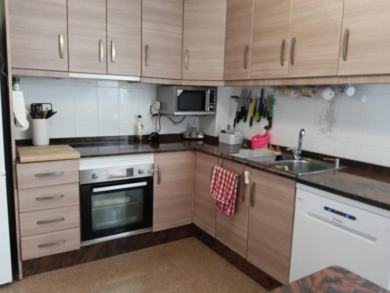 3 bedroom Apartment for sale