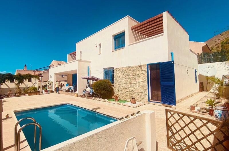 Villa til salg i Fortuna, Murcia