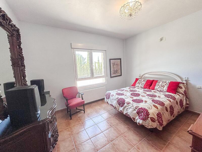4 Cuarto Villa en venta