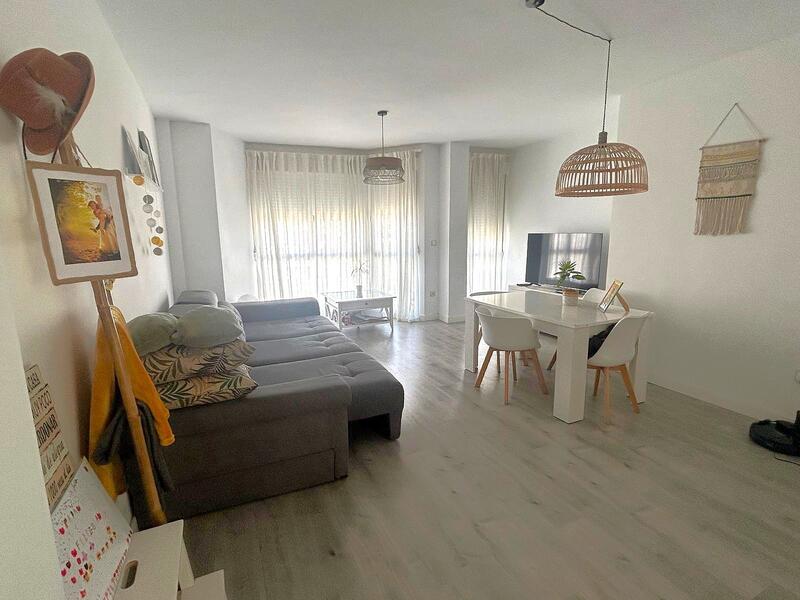 Apartment for sale in Pinoso, Alicante