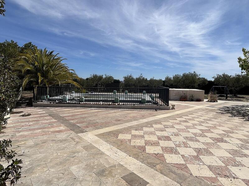 2 bedroom Country House for sale