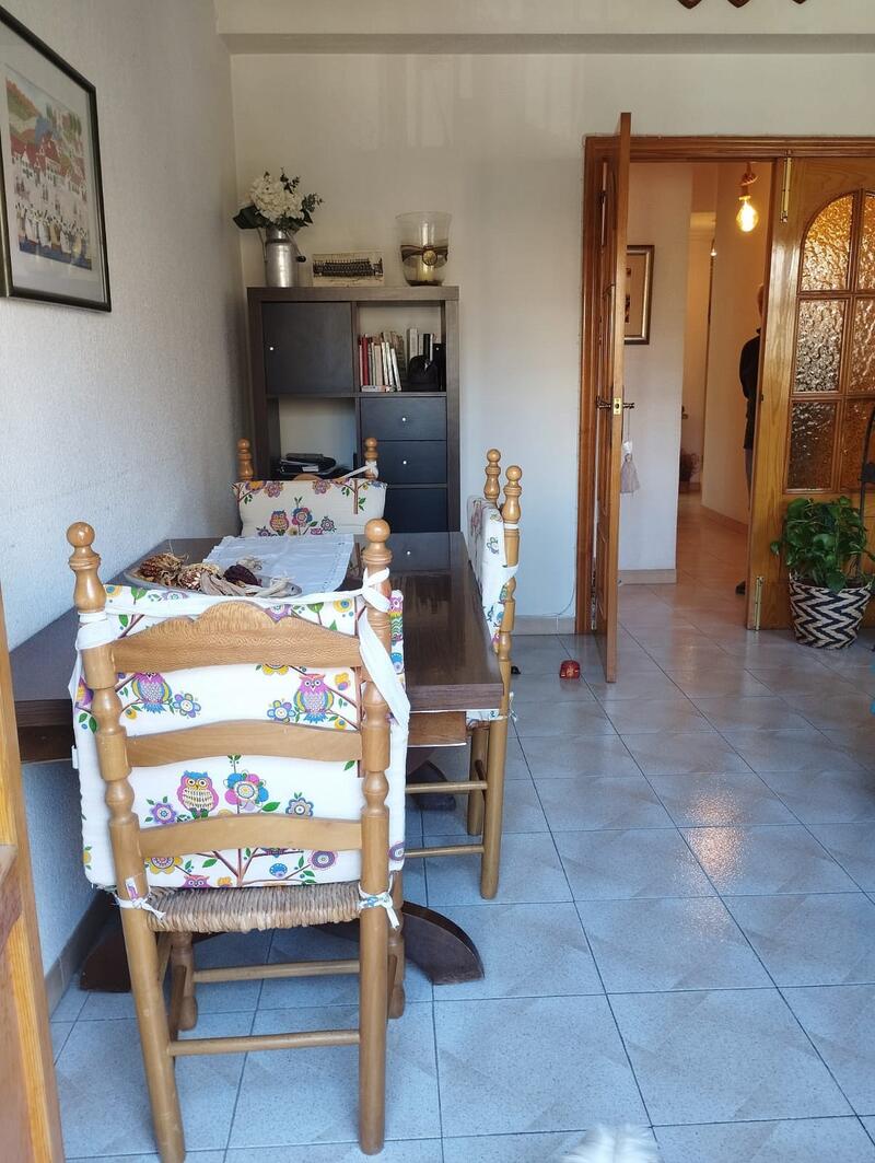 4 Schlafzimmer Stadthaus zu verkaufen