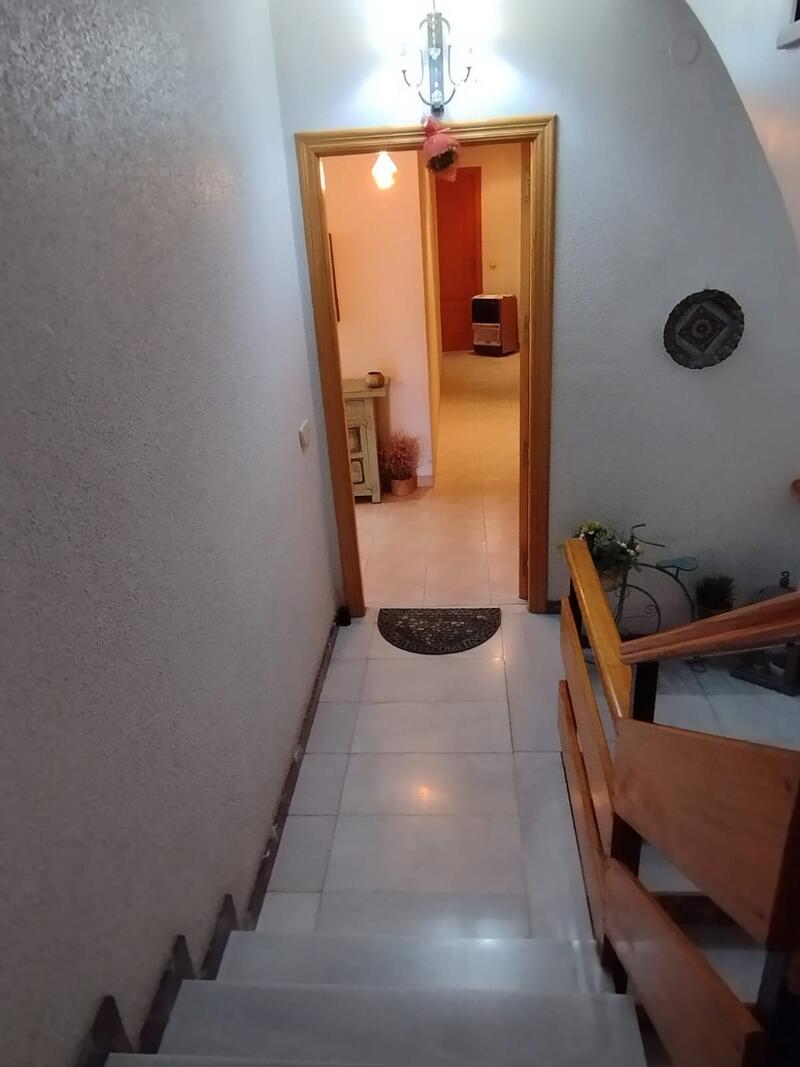 4 Schlafzimmer Stadthaus zu verkaufen