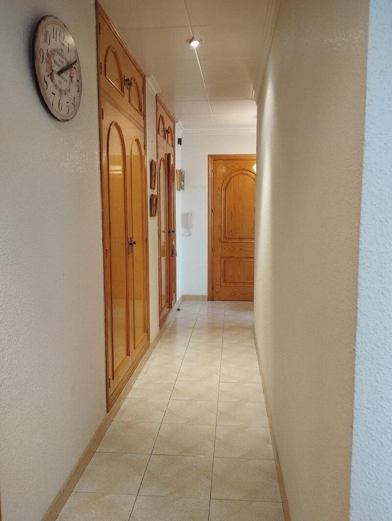 4 Schlafzimmer Stadthaus zu verkaufen