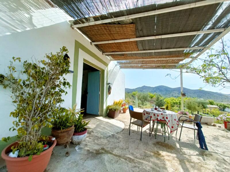 3 Schlafzimmer Landhaus zu verkaufen