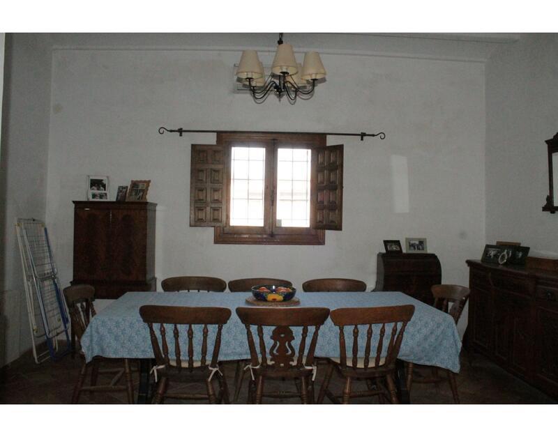 5 Cuarto Casa de Campo en venta