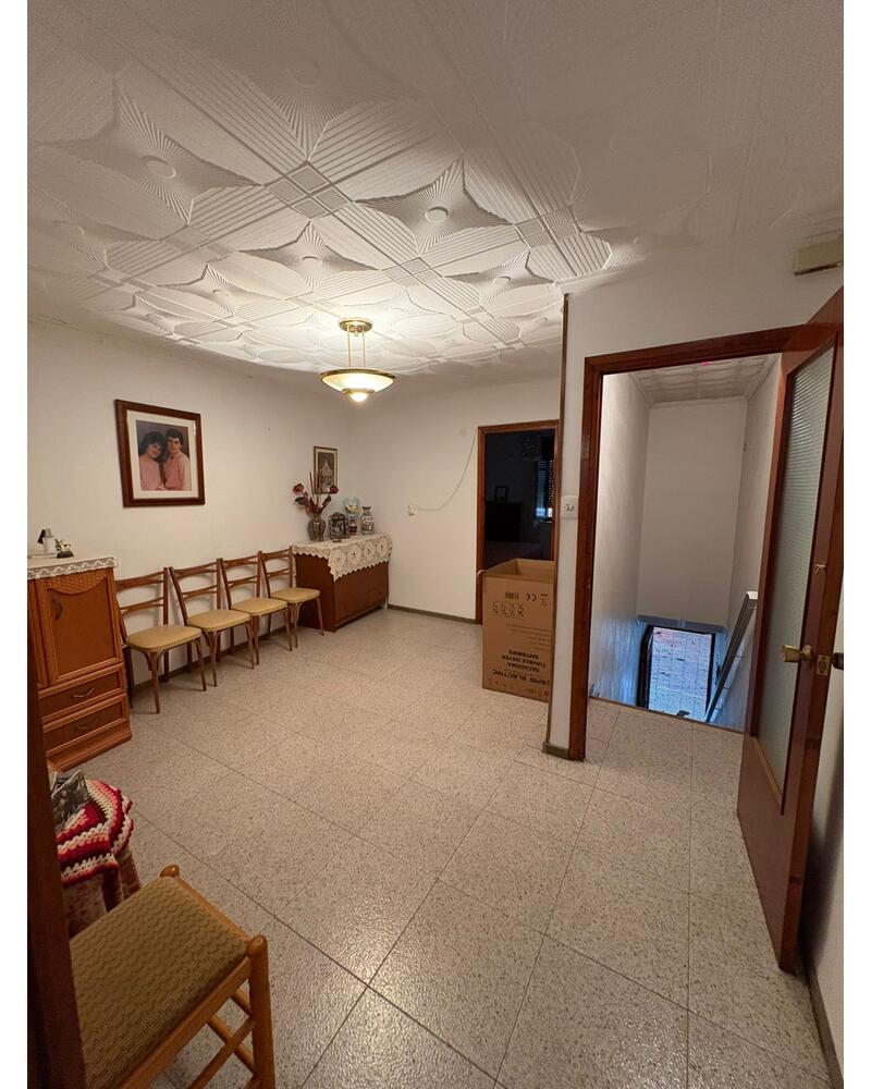 Townhouse for sale in Pinoso, Alicante
