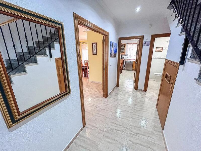 3 Schlafzimmer Stadthaus zu verkaufen