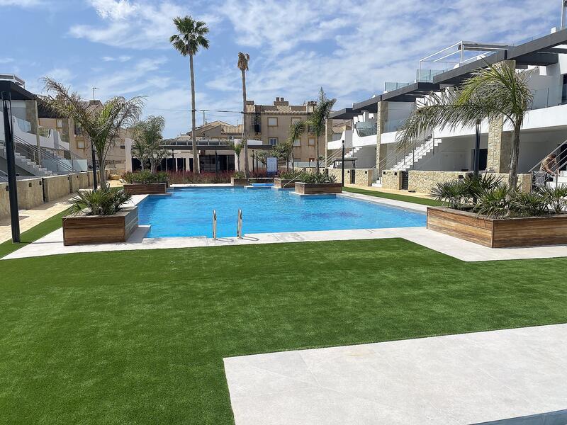 Villa zu verkaufen in Punta Prima, Alicante