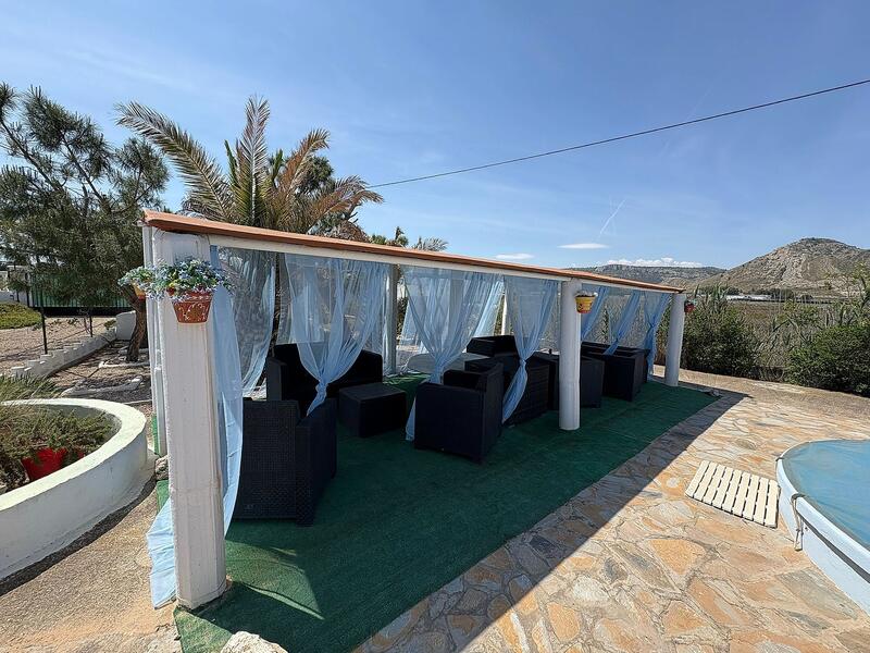 4 Schlafzimmer Villa zu verkaufen