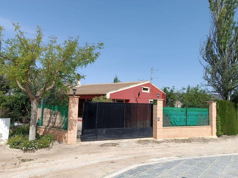 4 bedroom Villa for sale