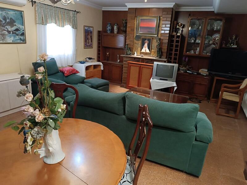 4 bedroom Villa for sale