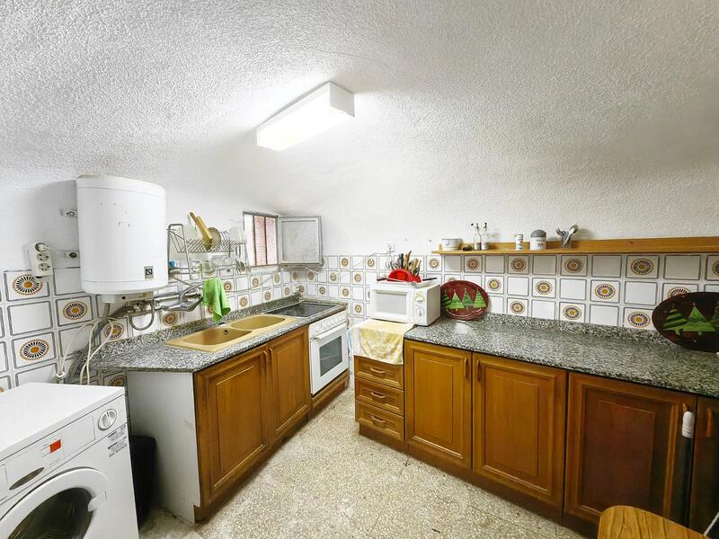 5 slaapkamer Grotwoning Te koop