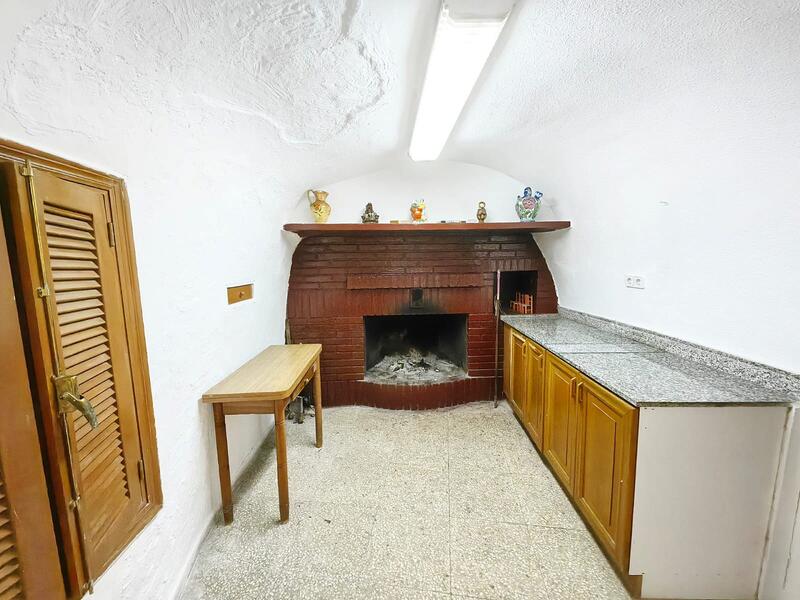5 slaapkamer Grotwoning Te koop