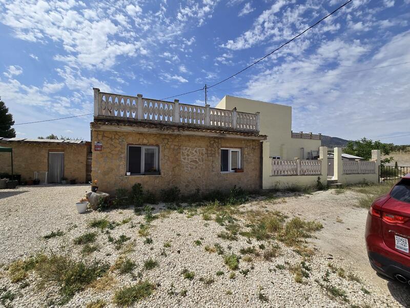 6 bedroom Villa for sale