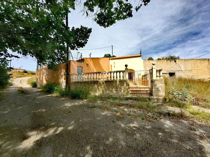 Cave House for sale in Pinoso, Alicante