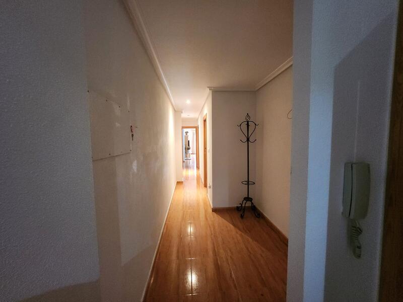 3 slaapkamer Appartement Te koop