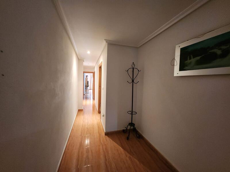 3 slaapkamer Appartement Te koop