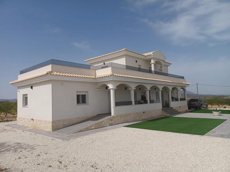 6 Cuarto Villa en venta