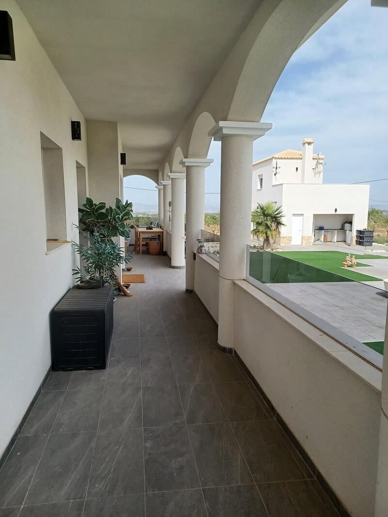 6 Cuarto Villa en venta