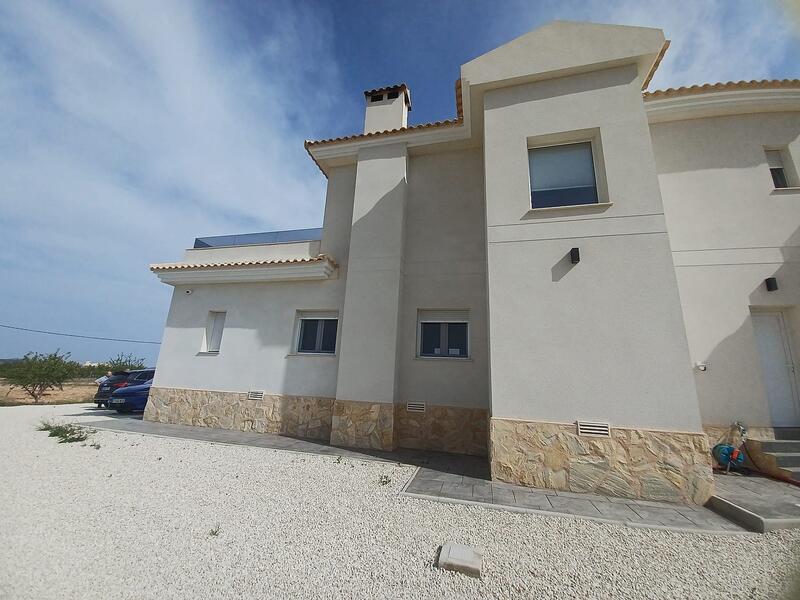 6 Cuarto Villa en venta