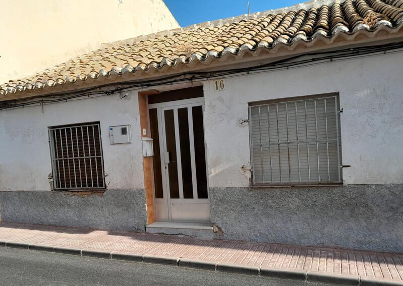 3 bedroom Townhouse for sale