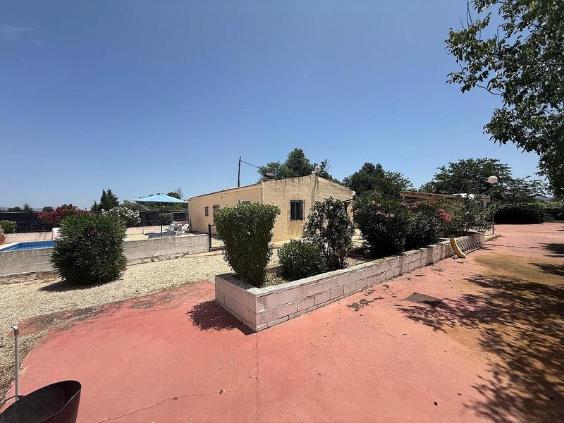 4 bedroom Villa for sale