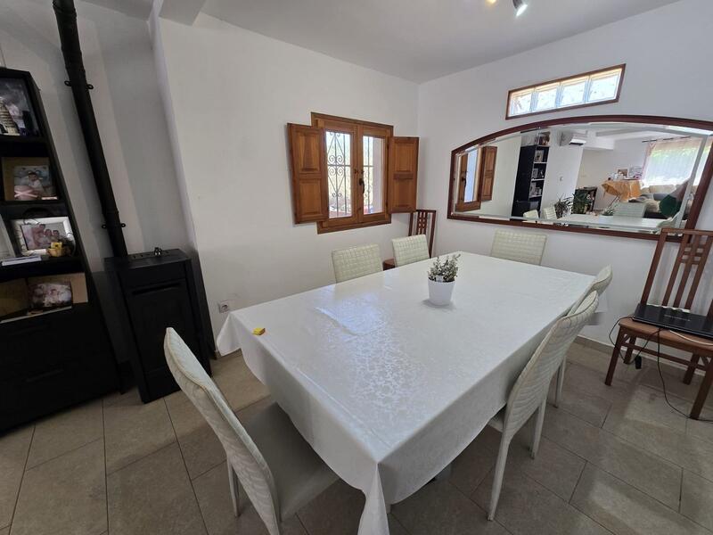 4 Schlafzimmer Villa zu verkaufen