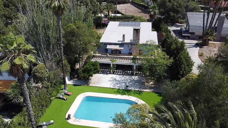 Villa zu verkaufen in Petrer, Alicante